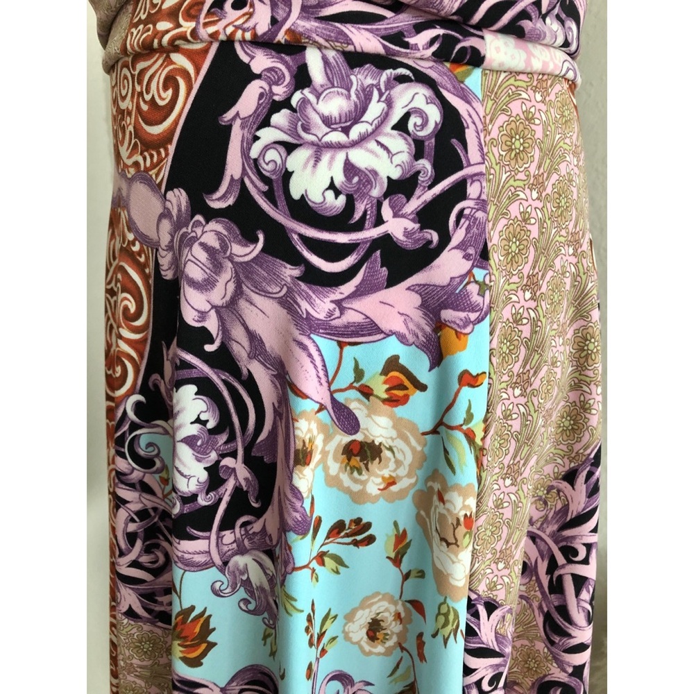 Halter Dress - Picture 4 of 8